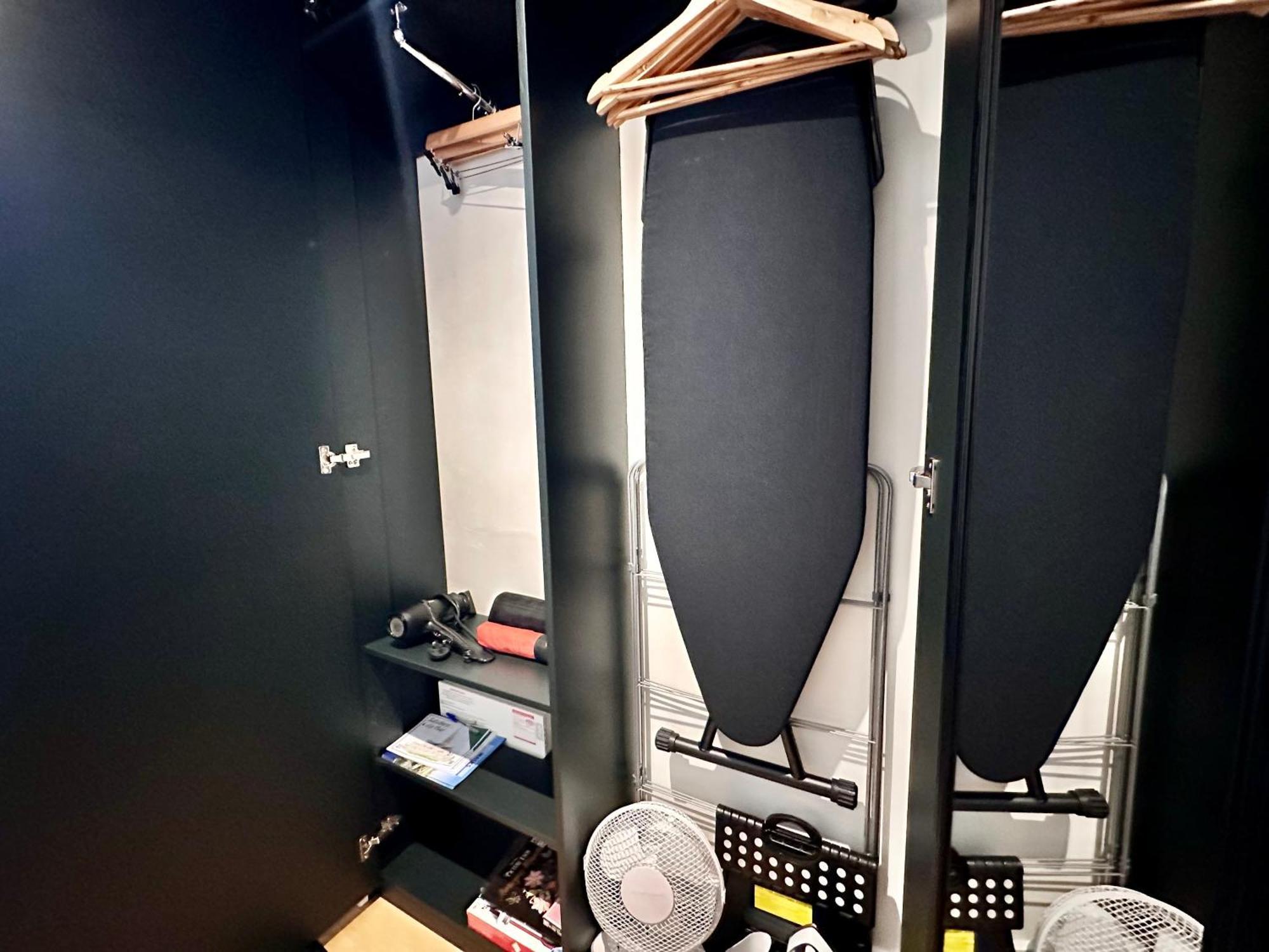New Studio Apartment - Minutes Walk To Cathedral ソールズベリー エクステリア 写真